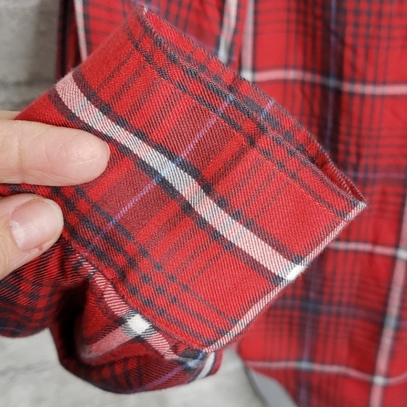 Levis Plaid Button Down Shirt - Picture 2 of 9